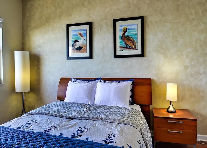 Regatta Club C713 Apartment